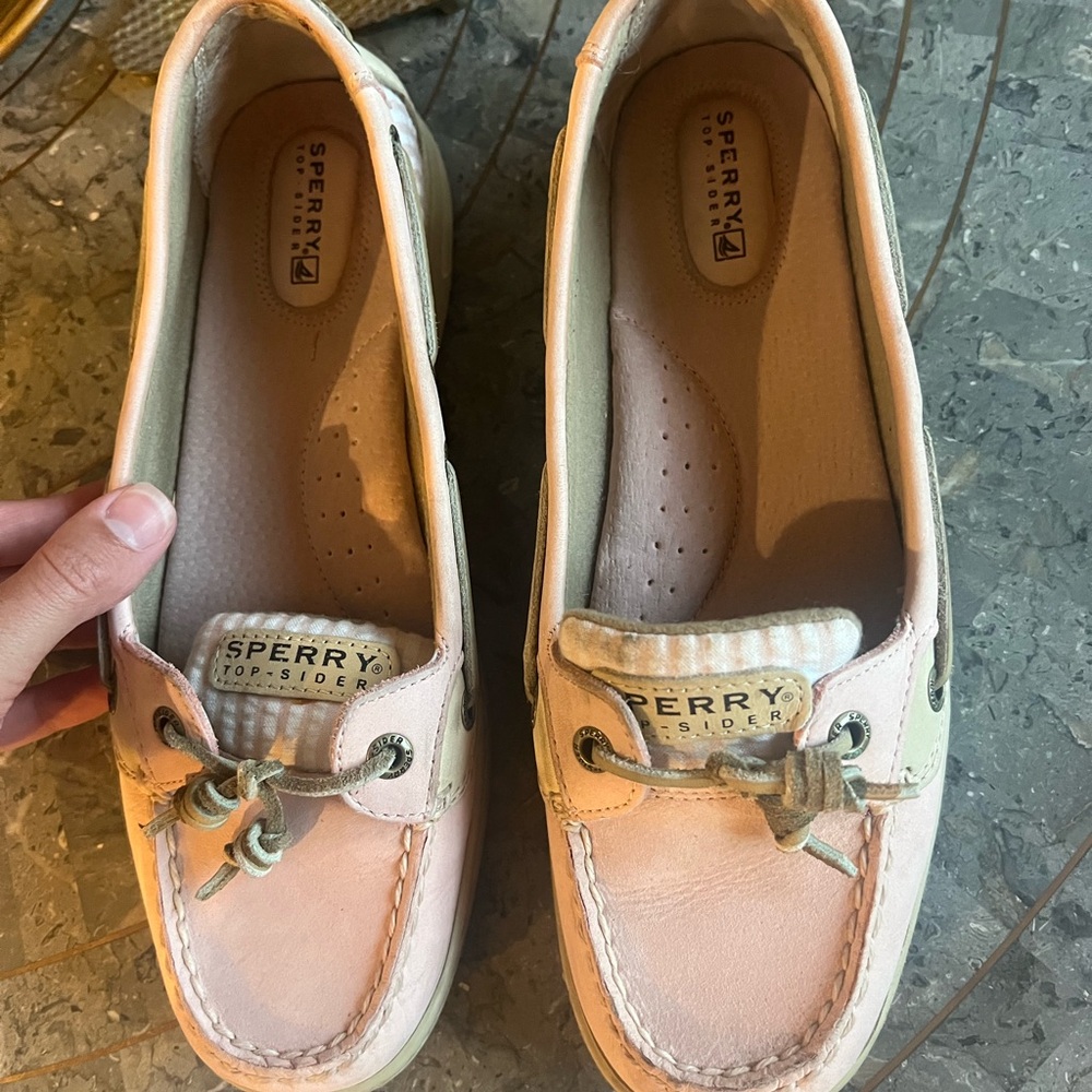 Sperry Women's Pink Leather Boat Shoes